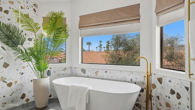 2553 E INDIGO BRUSH Road, Phoenix, AZ 85048