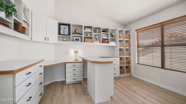 2553 E INDIGO BRUSH Road, Phoenix, AZ 85048