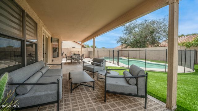 2553 E INDIGO BRUSH Road, Phoenix, AZ 85048