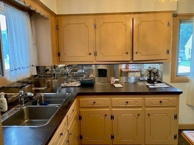 71 Seymour St., New Bedford, MA 02744