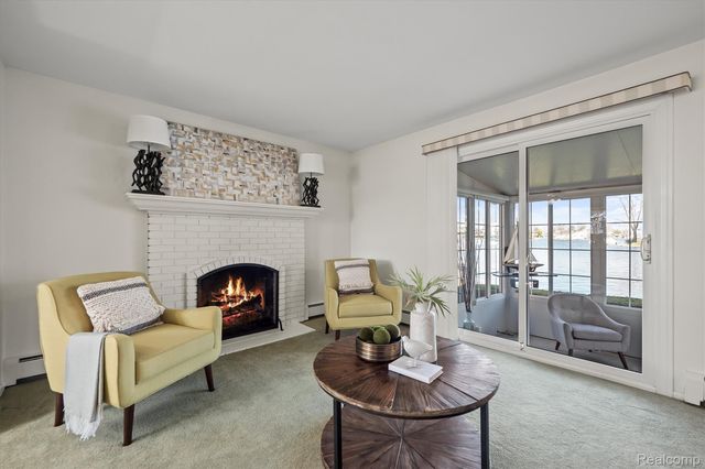 231 O'connor Street, Lake Orion Village, MI 48362