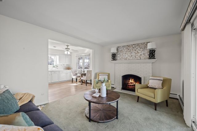 231 O'connor Street, Lake Orion Village, MI 48362