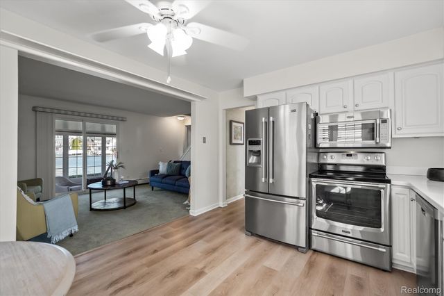 231 O'connor Street, Lake Orion Village, MI 48362
