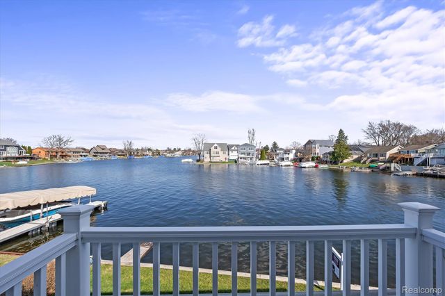 231 O'connor Street, Lake Orion Village, MI 48362