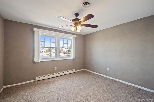 231 O'connor Street, Lake Orion Village, MI 48362