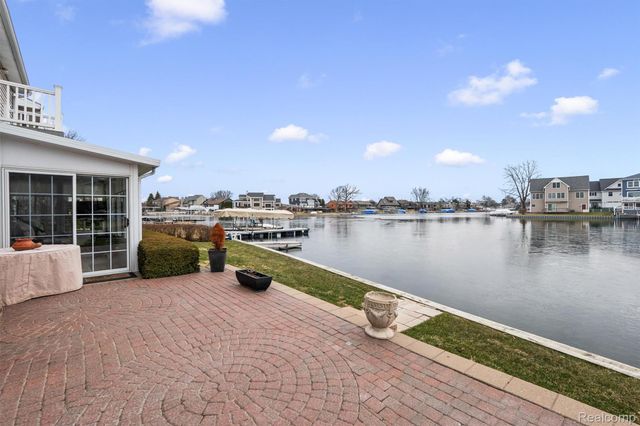 231 O'connor Street, Lake Orion Village, MI 48362