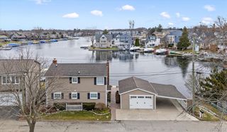 231 O'connor Street, Lake Orion Village, MI 48362