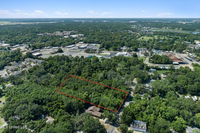 649 Tegarden Road, Gulfport, MS 39507