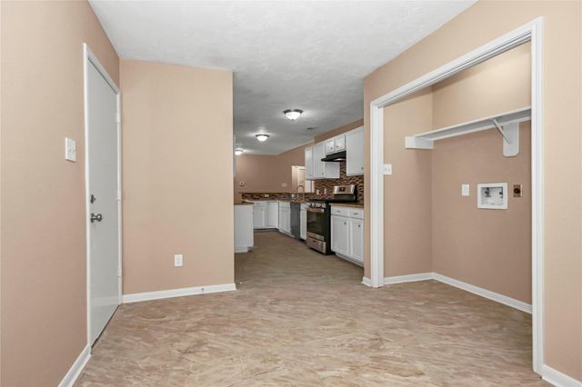 8235 Alabaster Drive, Houston, TX 77083