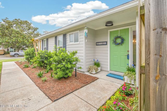 925 MAJESTIC CYPRESS Drive N, Jacksonville, FL 32233
