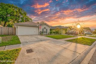 925 MAJESTIC CYPRESS Drive N, Jacksonville, FL 32233
