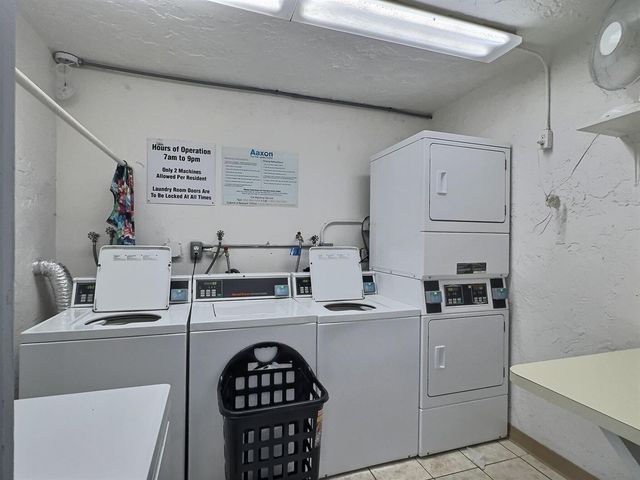 3150 Holiday Springs Boulevard 8-204, Margate, FL 33063
