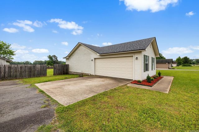 365 Crossroads Cove, Ward, AR 72176