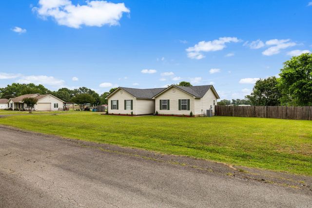 365 Crossroads Cove, Ward, AR 72176