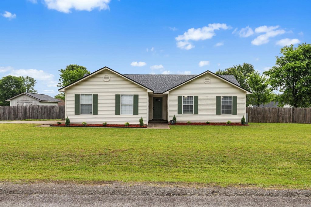 365 Crossroads Cove, Ward, AR 72176