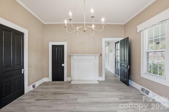 315 W Blakeney Street, Pageland, SC 29728