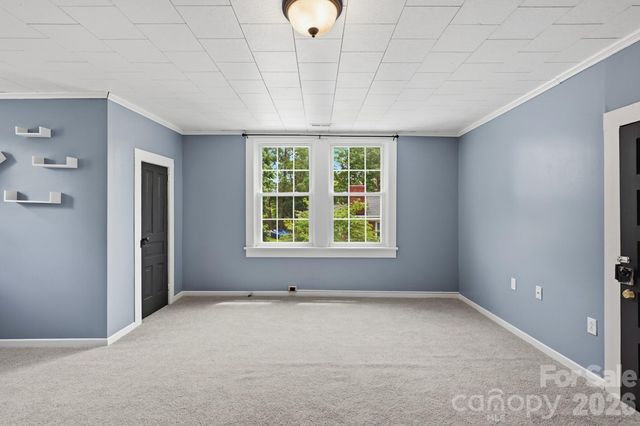 315 W Blakeney Street, Pageland, SC 29728
