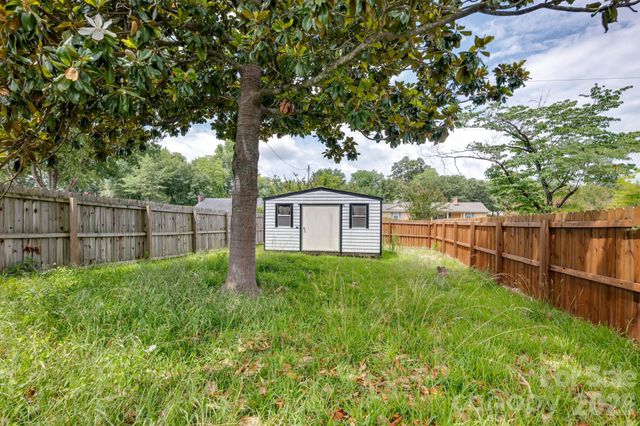 315 W Blakeney Street, Pageland, SC 29728