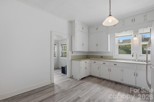 315 W Blakeney Street, Pageland, SC 29728