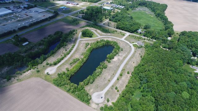 4 Caroline Court, Edwardsburg, MI 49112