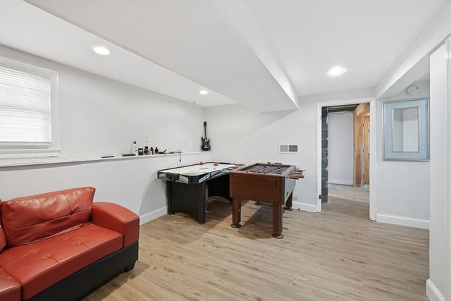 54 Blanchard, Leominster, MA 01453