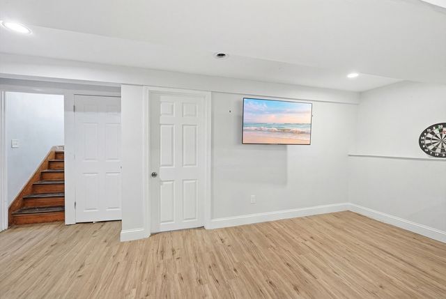 54 Blanchard, Leominster, MA 01453