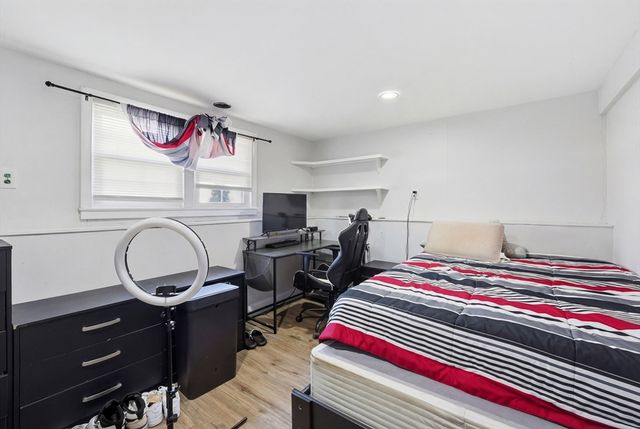 54 Blanchard, Leominster, MA 01453