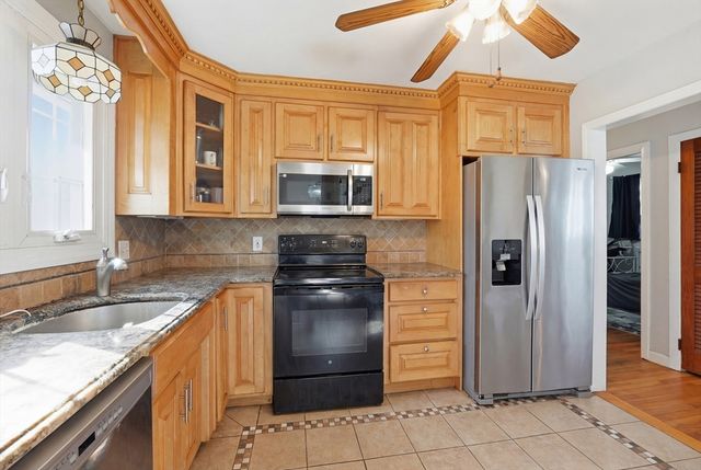 54 Blanchard, Leominster, MA 01453