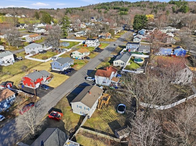 54 Blanchard, Leominster, MA 01453