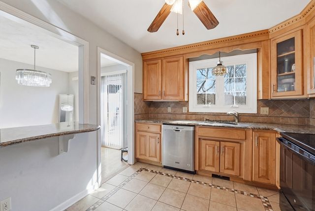 54 Blanchard, Leominster, MA 01453