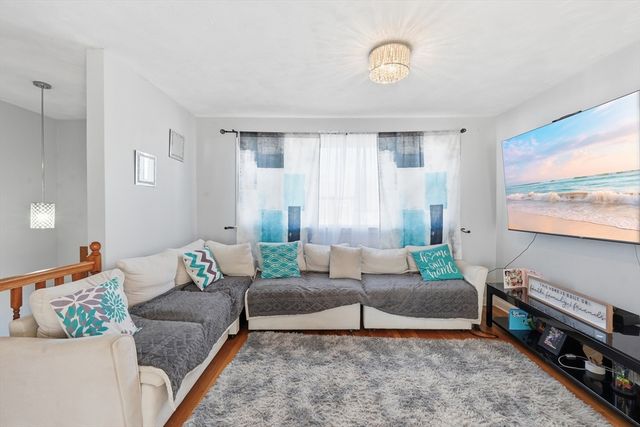 54 Blanchard, Leominster, MA 01453