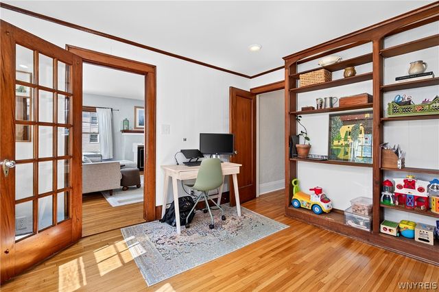 214 Roycroft Boulevard, Amherst, NY 14226