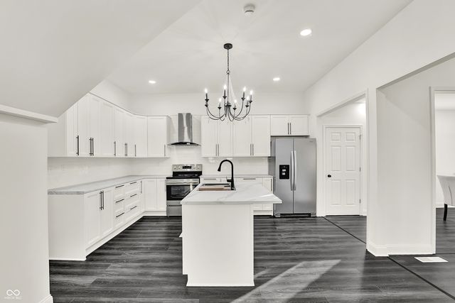 715 S Anderson Street, Elwood, IN 46036