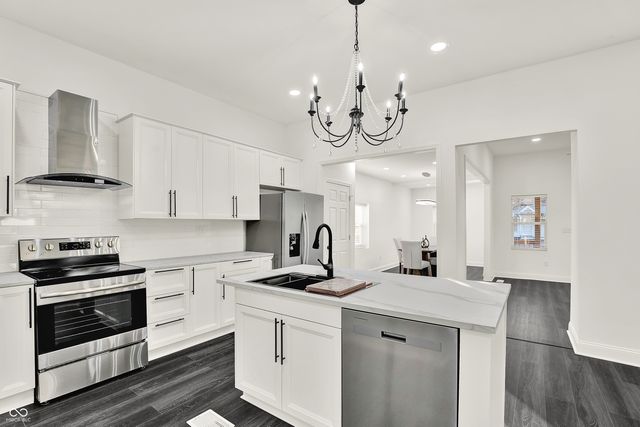 715 S Anderson Street, Elwood, IN 46036