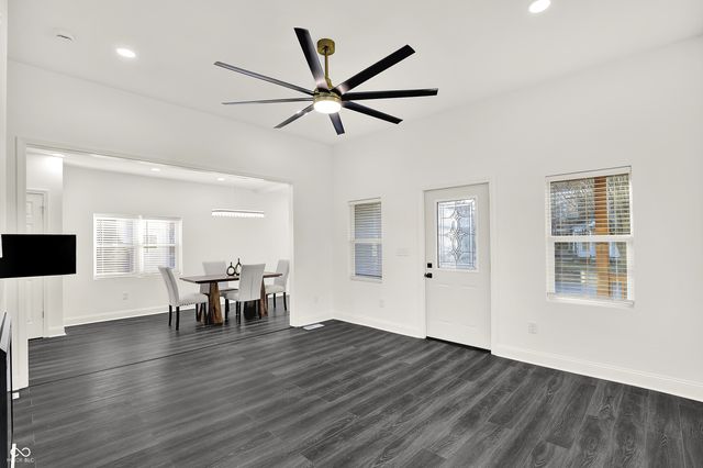 715 S Anderson Street, Elwood, IN 46036