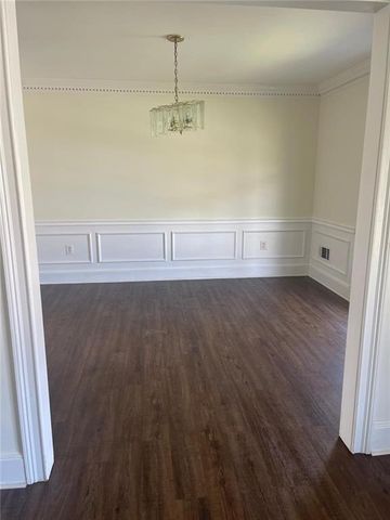 2717 Buford Highway, Cumming, GA 30041