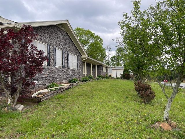 2717 Buford Highway, Cumming, GA 30041