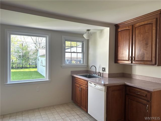 102 Harrison Avenue, Tonawanda, NY 14223