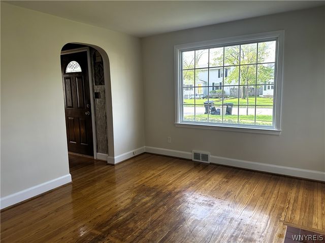 102 Harrison Avenue, Tonawanda, NY 14223