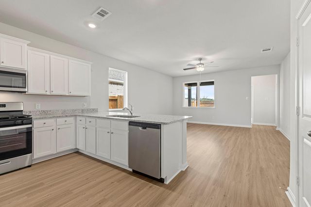 1139 Campside Drive, Beasley, TX 77417