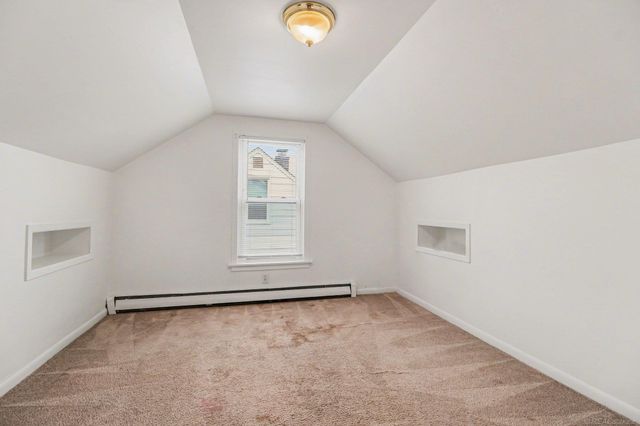 21852 Cyman Avenue, Warren, MI 48091