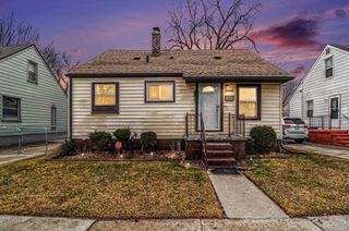 21852 Cyman Avenue, Warren, MI 48091