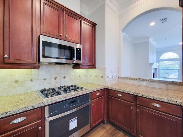 2416 La Branch Street, Houston, TX 77004