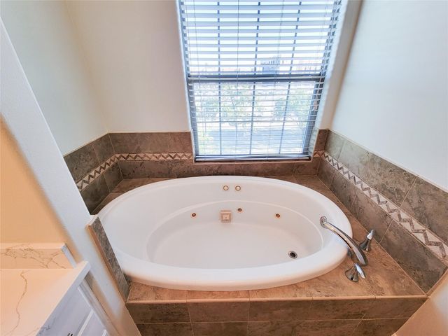 2416 La Branch Street, Houston, TX 77004