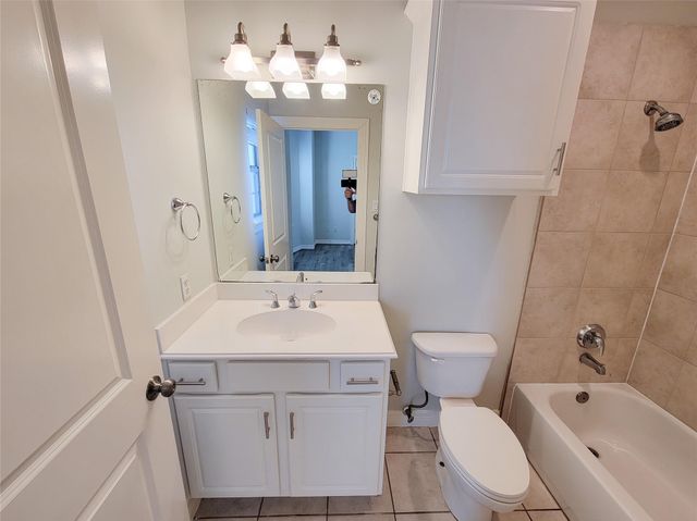 2416 La Branch Street, Houston, TX 77004