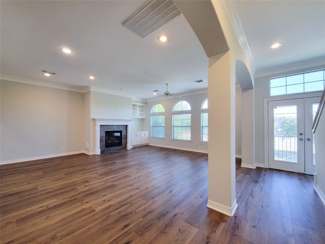 2416 La Branch Street, Houston, TX 77004