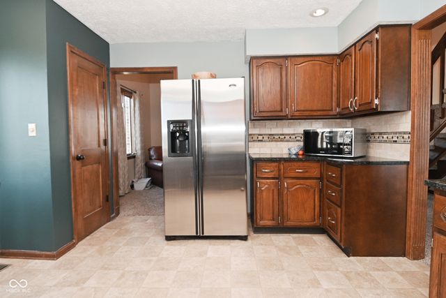 537 Wayside Court, Plainfield, IN 46168