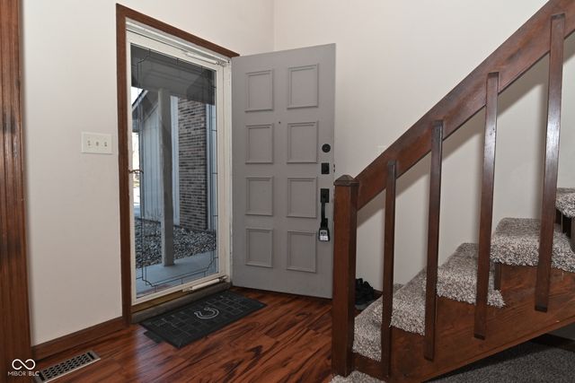 537 Wayside Court, Plainfield, IN 46168