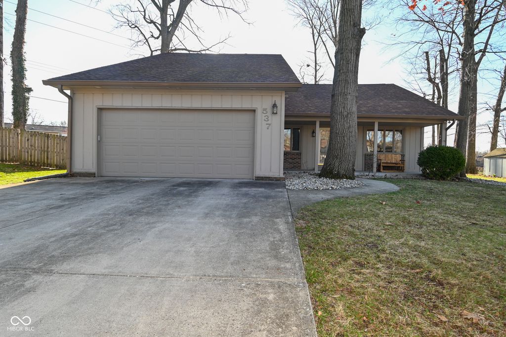 537 Wayside Court, Plainfield, IN 46168