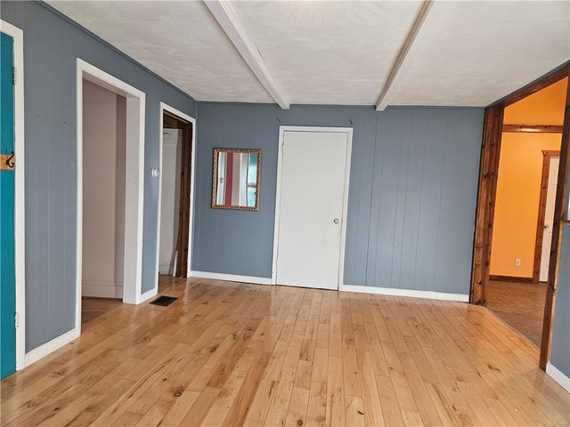 9164 State Route 5 And 20, West Bloomfield, NY 14469